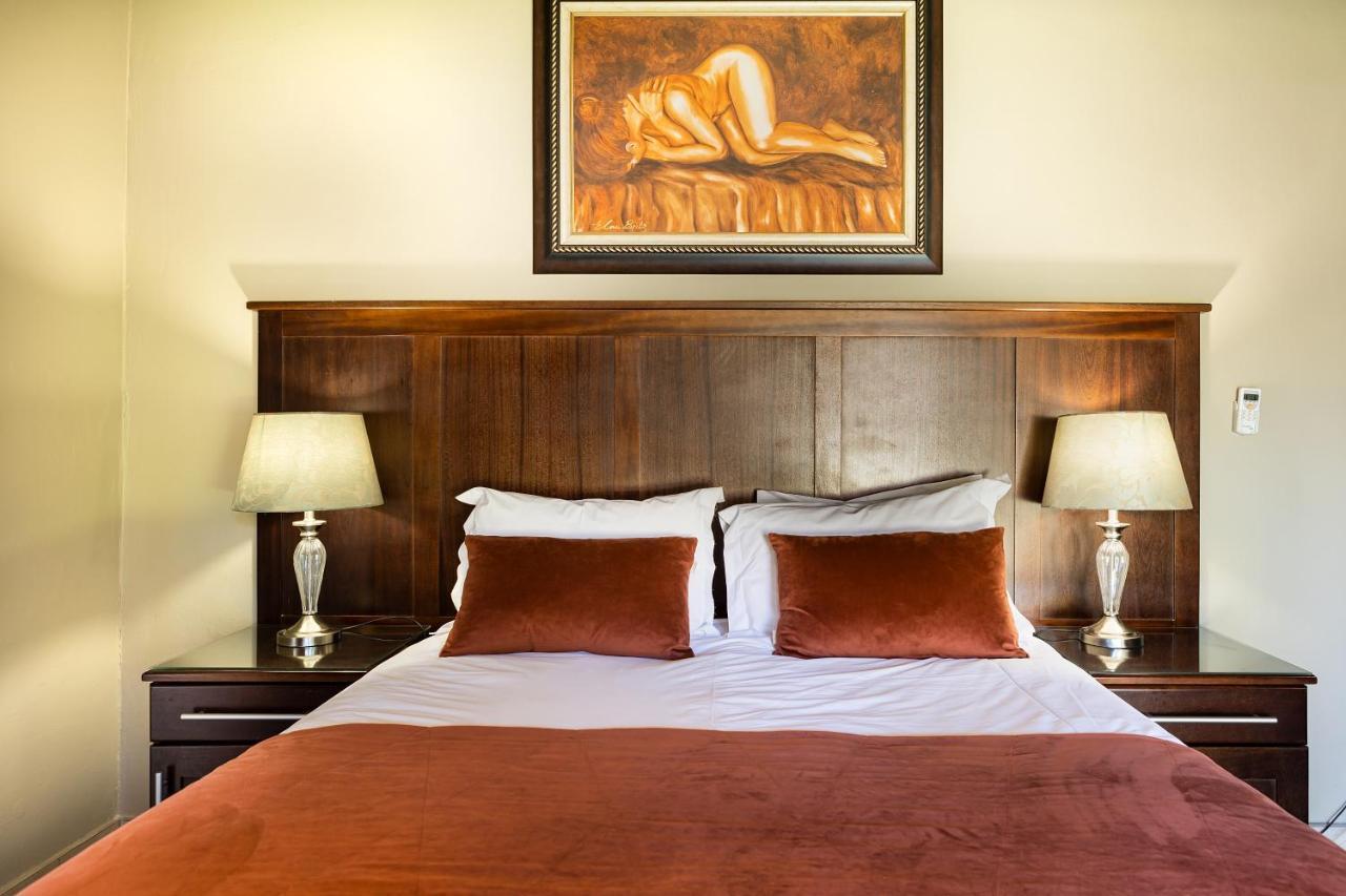 Kathu Gamagara Lodge Ngoại thất bức ảnh